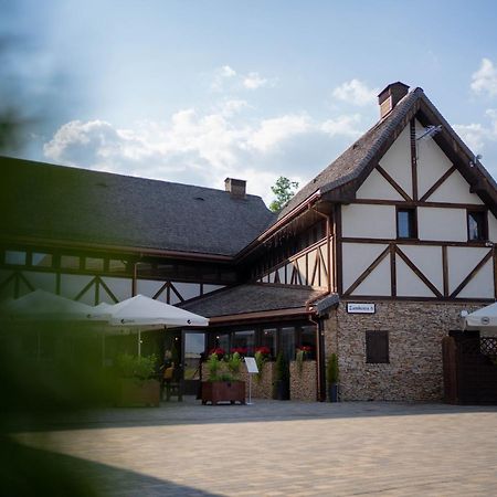 Hotel & Spa **** Kasztel Uniejow Luaran gambar