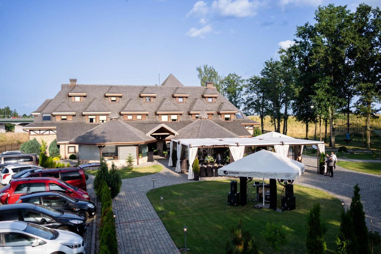 Hotel & Spa **** Kasztel Uniejow Luaran gambar