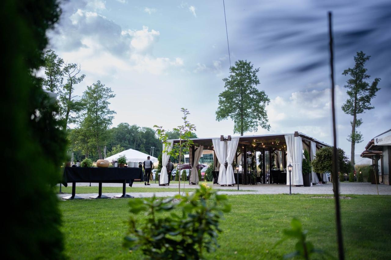 Hotel & Spa **** Kasztel Uniejow Luaran gambar