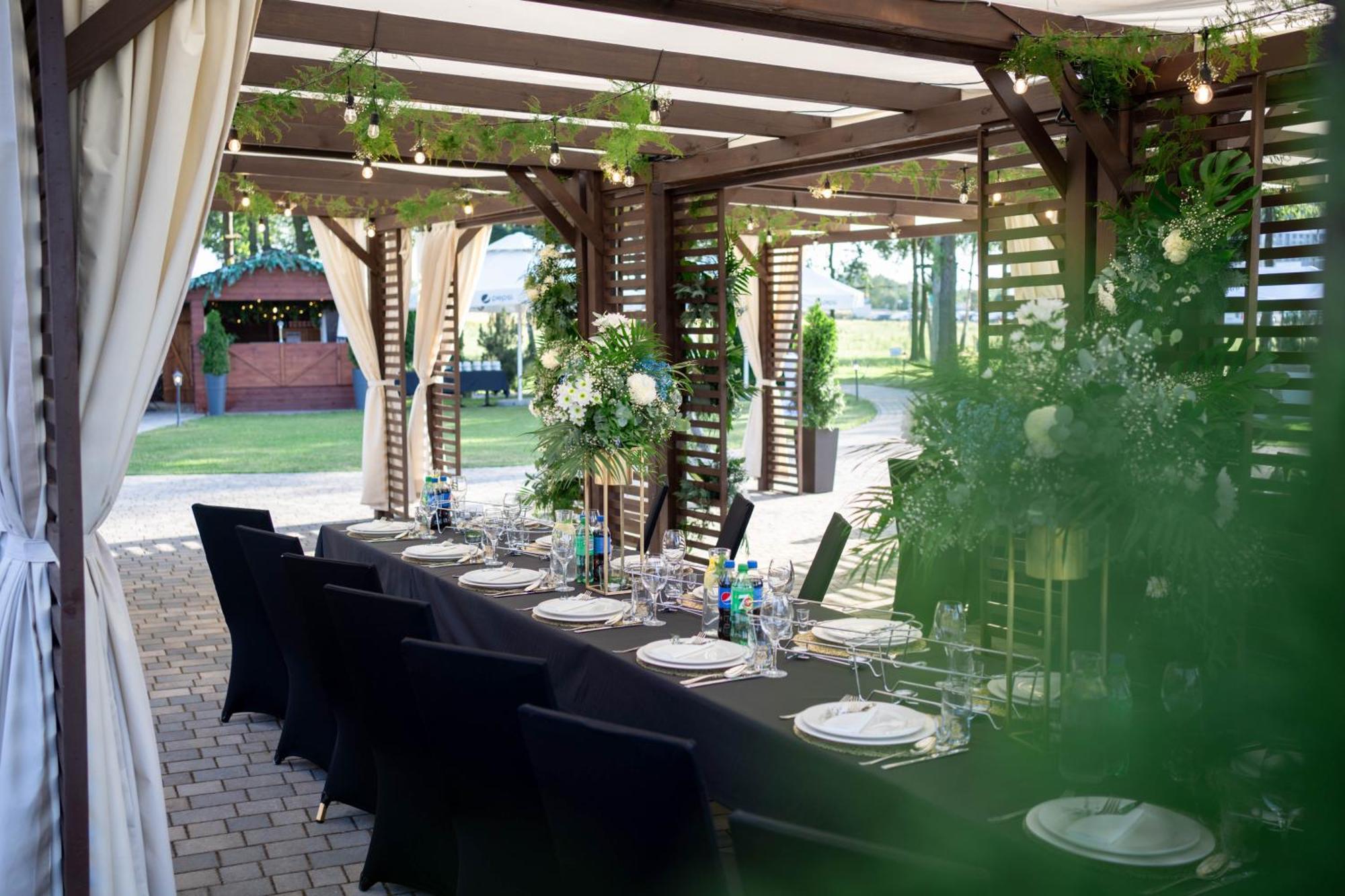 Hotel & Spa **** Kasztel Uniejow Luaran gambar