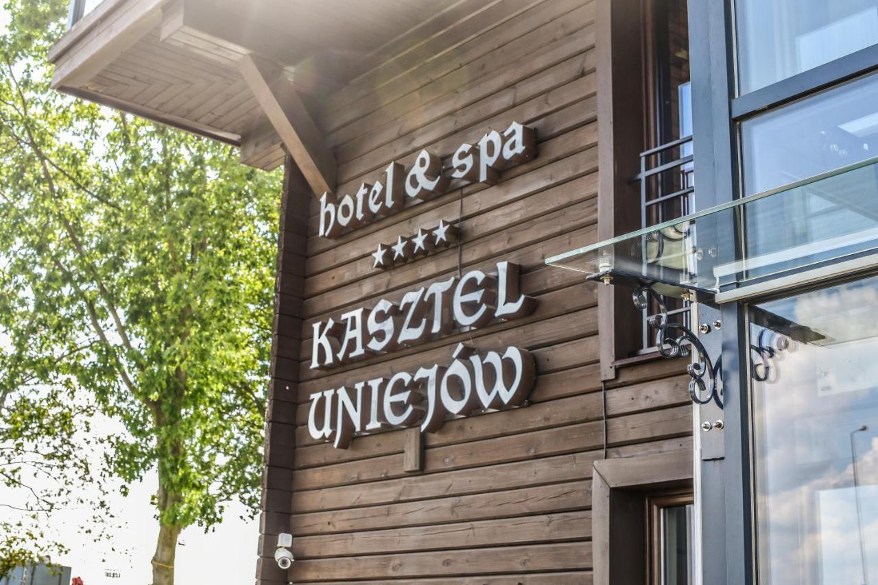 Hotel & Spa **** Kasztel Uniejow Luaran gambar